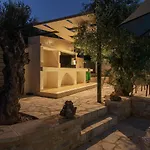 Omega Villa Lévktron